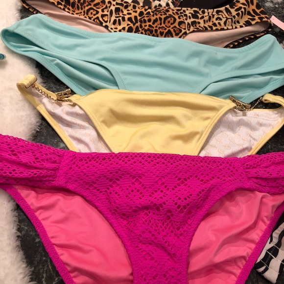 Victoria’s Secret bikini push up bombshell 36C and various bottoms exposure shot - Picture 8 of 15